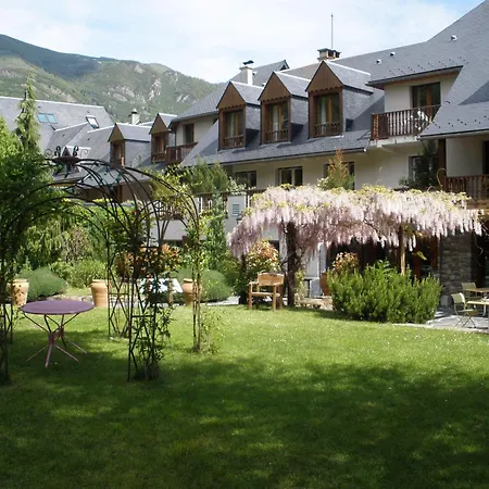 Hotell Mir Saint-Lary-Soulan