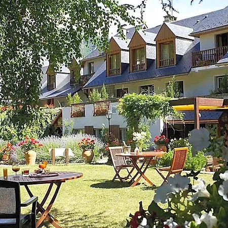 Hotel Mir 4*