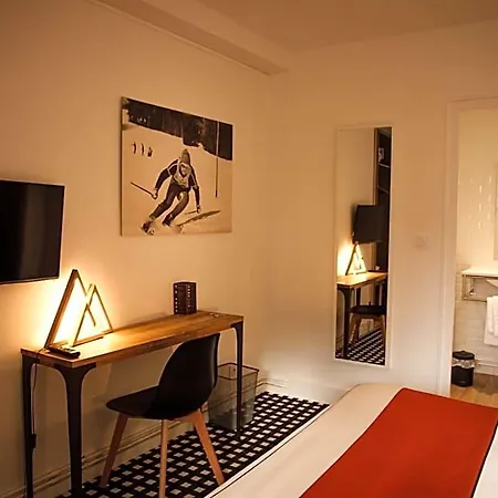Mir Hotel 4*
