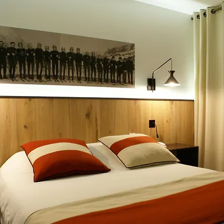 Mir Hotel