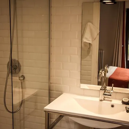 Mir Hotel 4*