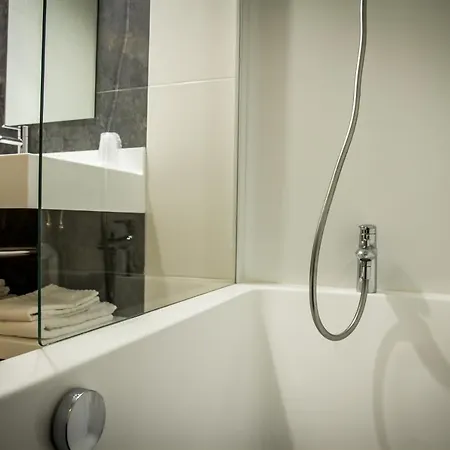 Hotel Mir 4*
